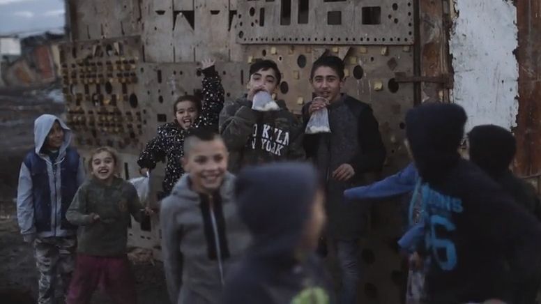 S kamerou v romských osadách: Tak otřesně vypadá odvrácená tvář Slovenska